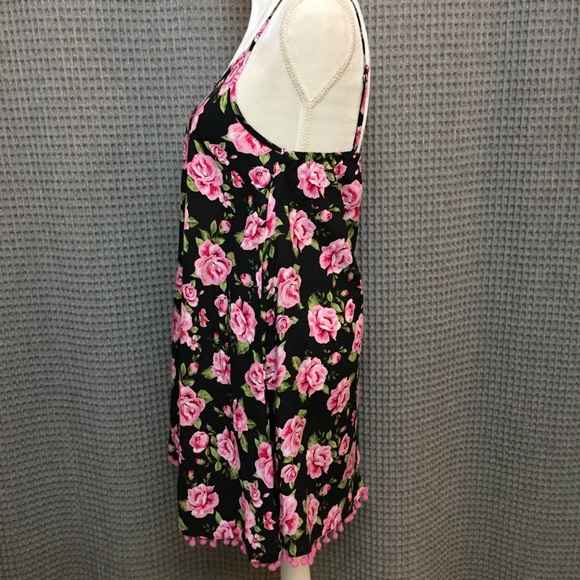 Love💗Ari Top Camisole Sz Medium Adorable - Picture 3 of 8